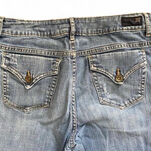 Simply Vera Vera Wang Light Blue Jeans